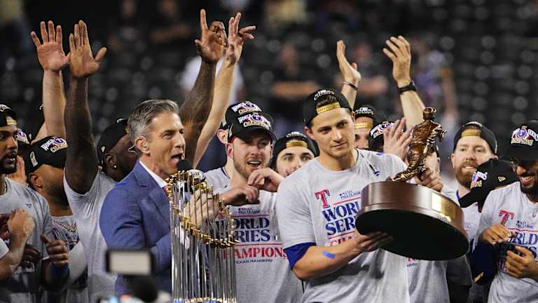 El jugador de los Rangers, Corey Seager, gana su segundo premio de MVP de la Serie Mundial